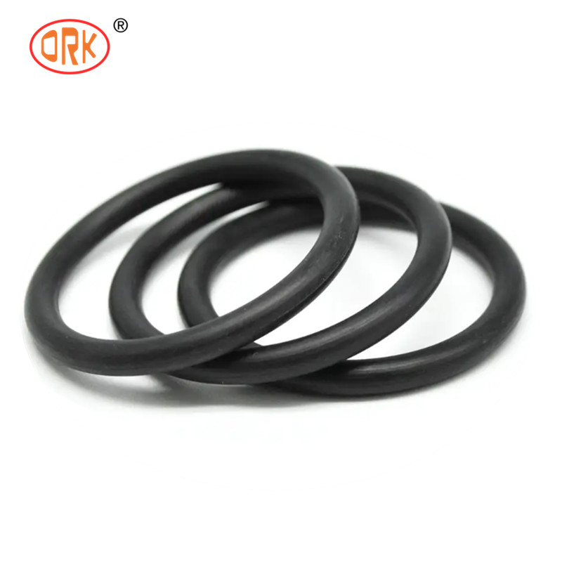 70 Shore A 고무 봉인 13mm 블랙 실리콘 링 화학 호환성 요구 사항